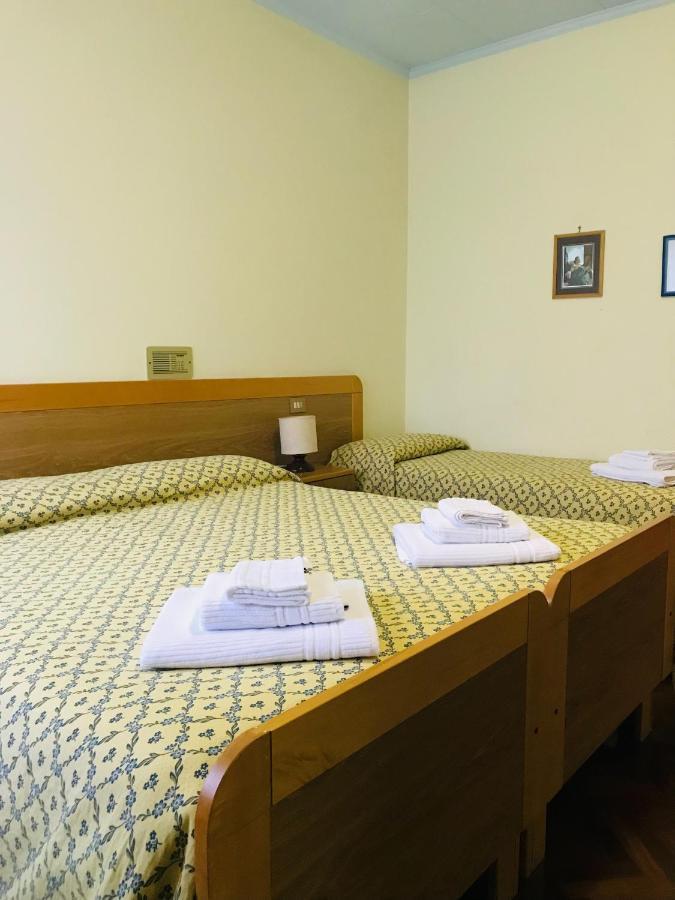 Hotel La Torretta 阿西西 外观 照片