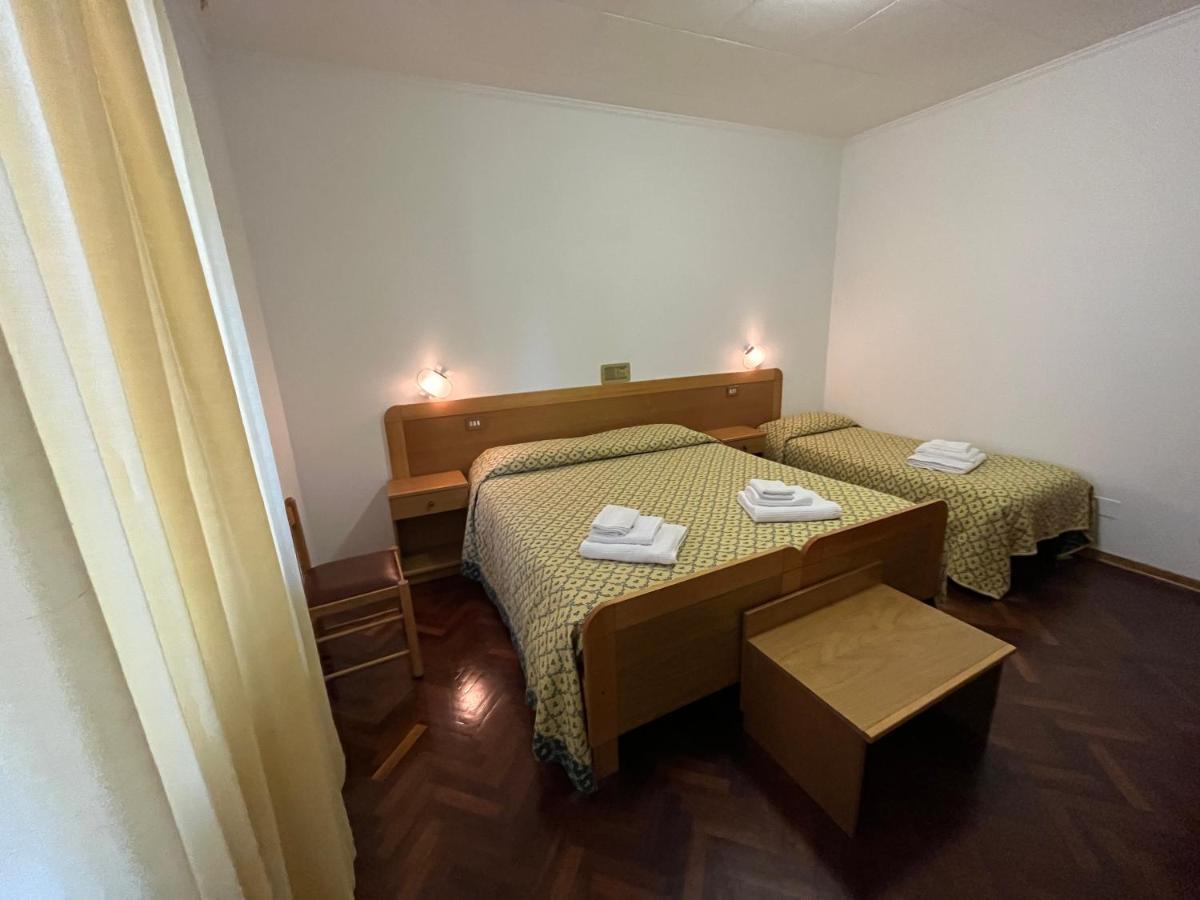 Hotel La Torretta 阿西西 外观 照片