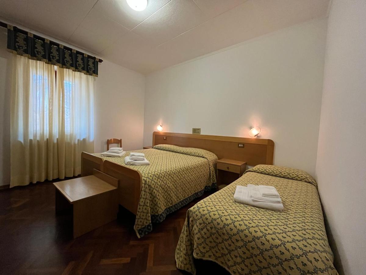 Hotel La Torretta 阿西西 外观 照片